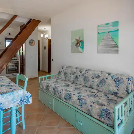 Guesthost - Oasis With Garden, Pool And Wifi Apartman