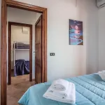 Guesthost - Oasis With Garden, Pool And Wifi Apartamento