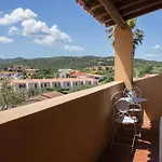 Guesthost - Oasis With Garden, Pool And Wifi * Golfo Aranci