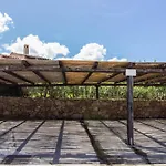 Guesthost - Oasis With Garden, Pool And Wifi *