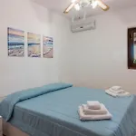 Guesthost - Oasis With Garden, Pool And Wifi Appartement
