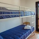 Appartement Guesthost - Oasis With Garden, Pool And Wifi Golfo Aranci