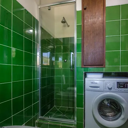 Guesthost - Oasis With Garden, Pool And Wifi Apartmán *
