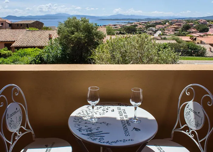 Appartement Guesthost - Oasis With Garden, Pool And Wifi