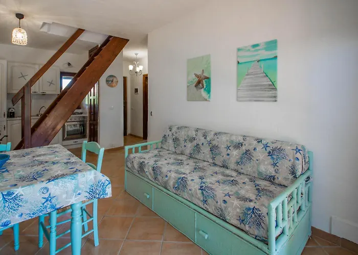 Guesthost - Oasis With Garden, Pool And Wifi Appartement