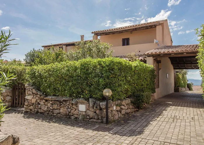 Guesthost - Oasis With Garden, Pool And Wifi Appartement